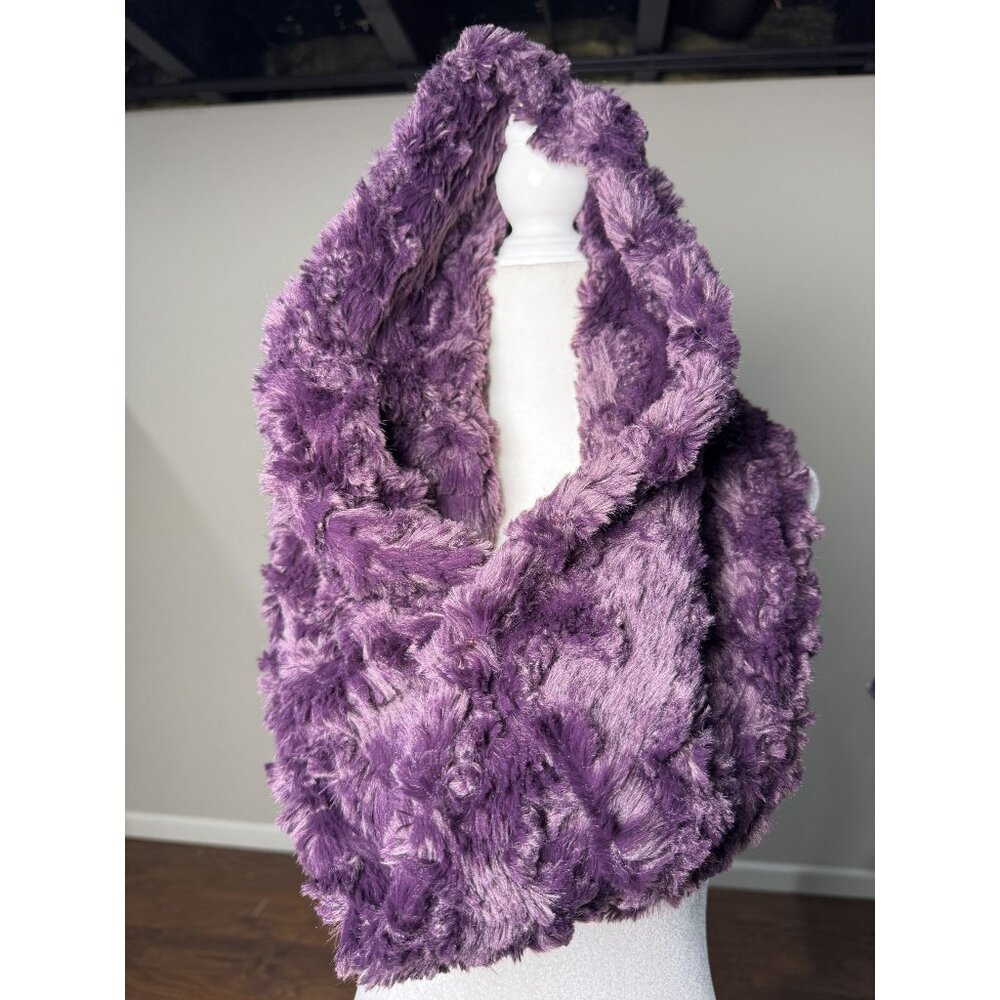 NEW Peace & Pearls Faux Fur Purple Infinity Scarf Womens Soft Plush Cozy Winter